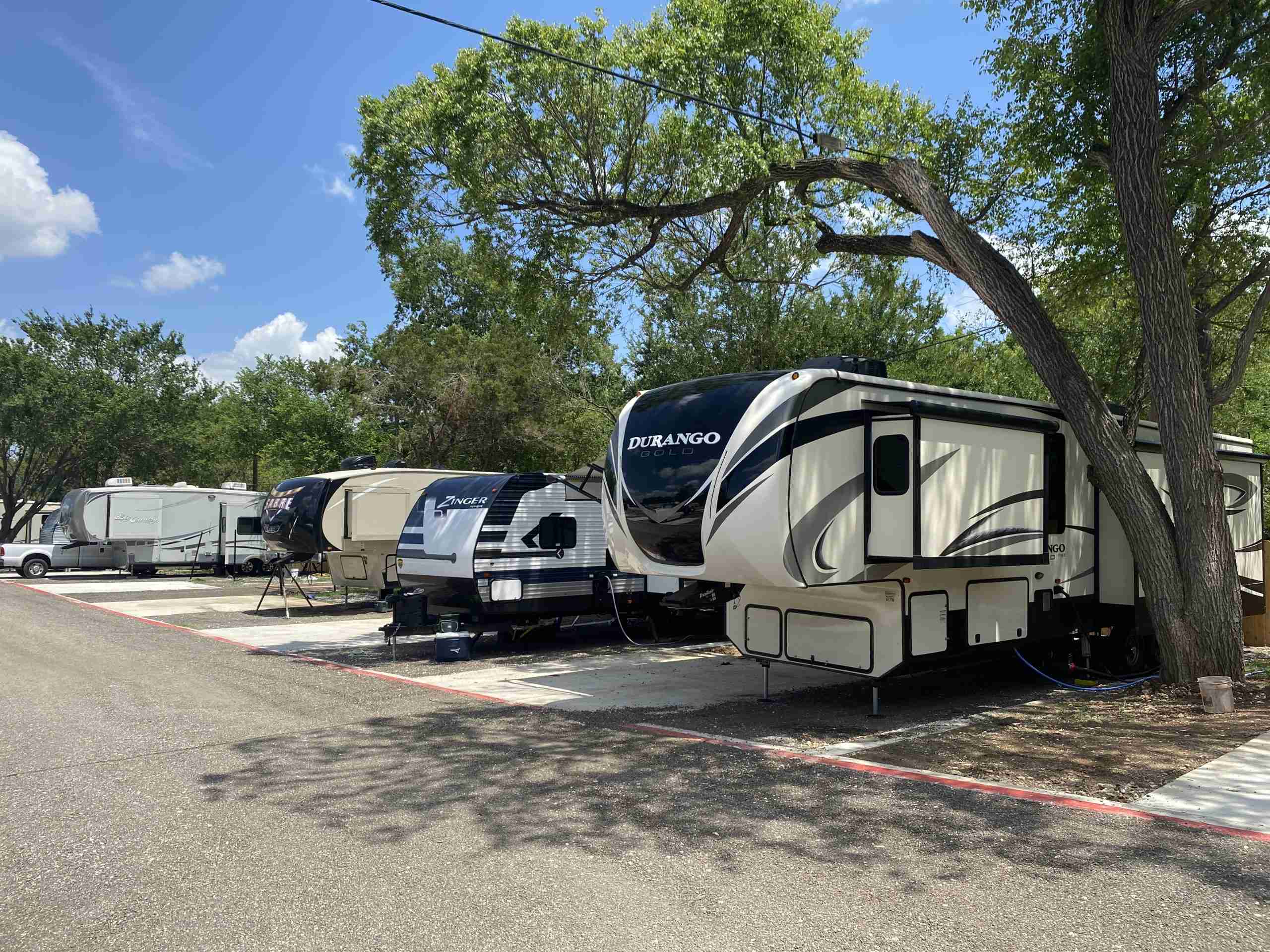 rv parks near bertram tx